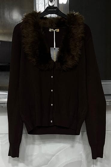 gence geyim: Qadın jaketi Yenidir, etiketi üzərində, geyinilməyib. Alan şəxsə — 1