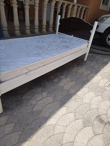 Tək nəfərlik metal çarpayı və döşək dəsti - Ölçü: təxmini 90x190 sm — 3
