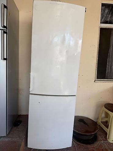 2 qapılı Gorenje Soyuducu Satılır, rəng - Ağ