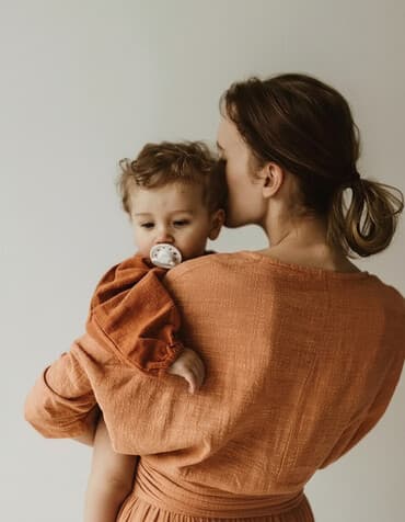 услуги няни в баку: Əziz valideynlər! Öz evimdə, övladınıza baxmaq təklifim var! On il iş — 4