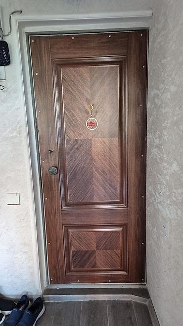 Dəmir giriş qapısı və dekorativ MDF üzlü daxili panel - Material