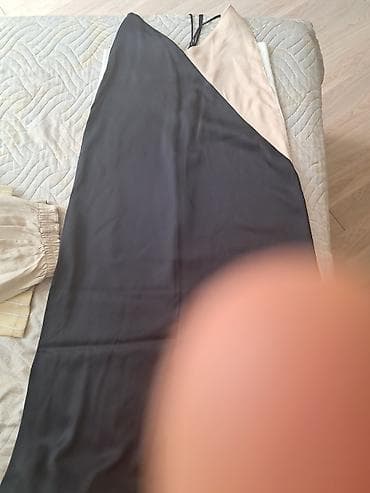 Qadın geyim dəsti - Saten slip paltar: nazik qayışlı, V-kəsimli. Qara — 5