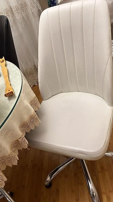 dolap ofis: Dönən ofis/stolüstü stul dəsti - Rənglər: ağ və qara - Material — 3