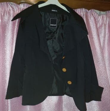 nostril qiymeti: İlk pencək 36 razmerdir Qiyməti 10 manat İkinci pencək 38 razmer — 6