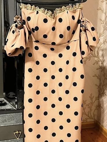 ziyafet geyimler: Zərif ziyafət geyimləri kolleksiyası 1) Bej rəngdə, qara xallı zərif — 1