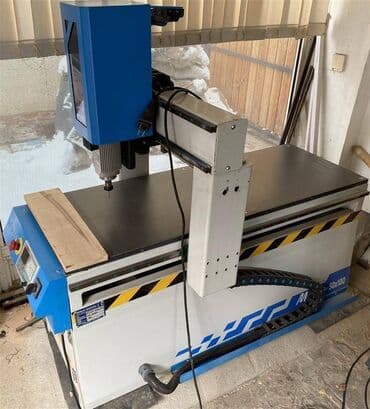 CNC 50*90 Demək olar ki yeni kimidir Çox həssas,dəqiq işləri görmək