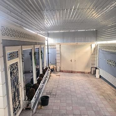 ramanı: Satılır – həyət evi - Hündür hasarlı və dekorativ elementlərlə — 5