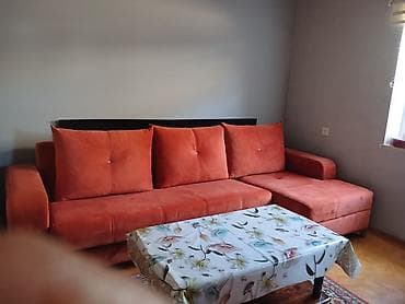Digər mebel: Künc divan satılır təcili satılır. Qiyməti 300 manat. Ünvan Şuvəlan — 1