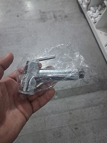 heyva cemi: Metal əl duşu (bidet duşu) başlığı - Material: xrom örtüklü metal — 1
