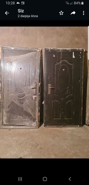 Dəmir qapı,işıənmiş