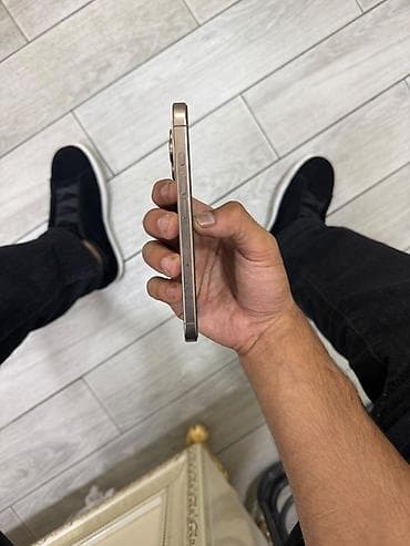 ipad mini 5 satılır: IPhone 14 Pro, Qızılı, Simsiz şarj — 2