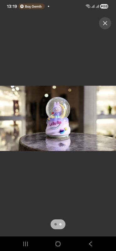 Хозтовары: Taxta əsas üzərində yerləşən, daxilində müxtəlif 3D qravürlü şəkillər — 7