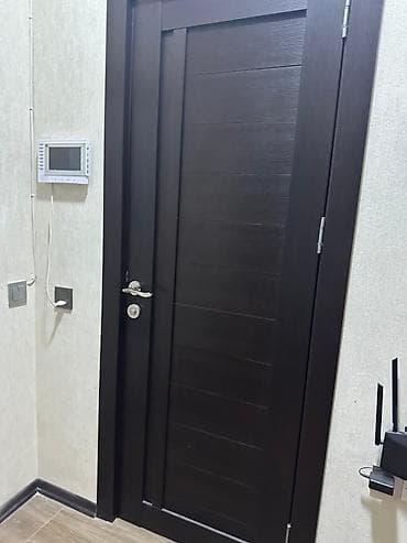 6 ədəd otaq qapısı satılır cəmi 300₼. Ölçü standard. Ünvan