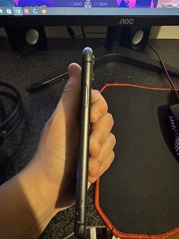 macbook air ucuz: IPhone 11, 64 GB, Qara, Face ID — 4