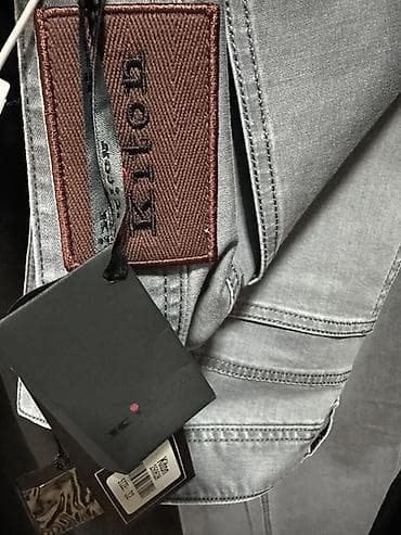 kreditle paltar: Cins şalvar, Kiton — 4