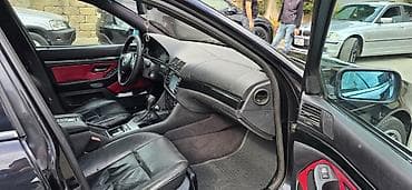 a class mercedes: BMW 5 series: 2.5 l | 1999 il Sedan — 10