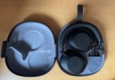 İşlənmiş Simli Qulaqcıqlar, Sony