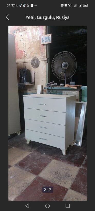 güzgü ilə çekmeceli sinə: Yeni, Güzgüsüz, Azərbaycan — 3