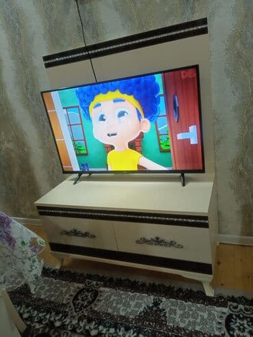 Divan və kreslo dəstləri: İşlənmiş, Divan, 2 kreslo, Bazasız, Açılmayan — 8