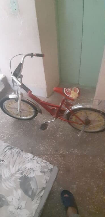 10 cu sinif cografiya testleri: İşlənmiş Şəhər velosipedi Stels, 22", sürətlərin sayı: 16, Pulsuz çatdırılma — 4