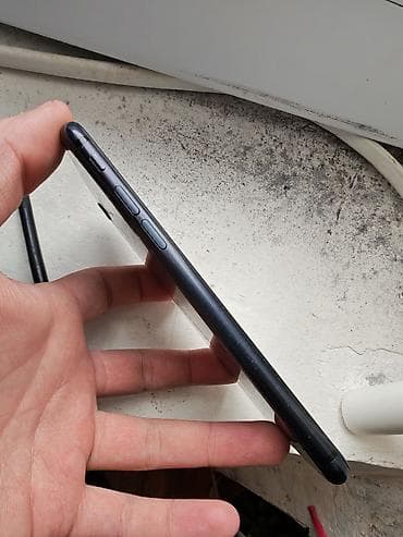 apple 12pro: IPhone SE 2020, 128 GB, Qara — 4