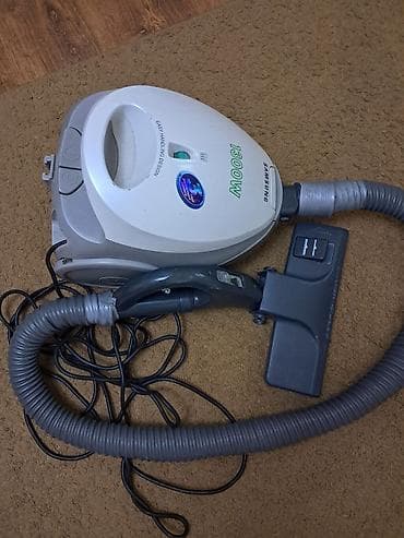 tost aparati: Samsung tozsoran – 1300W, torbalı tip. Xüsusiyyətlər: - Güc: 1300W — 3