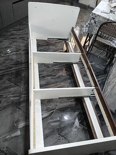 Мебель для дома: Ağ rəngdə tək nəfərlik çarpayı sadece matras yoxdu - Material — 3