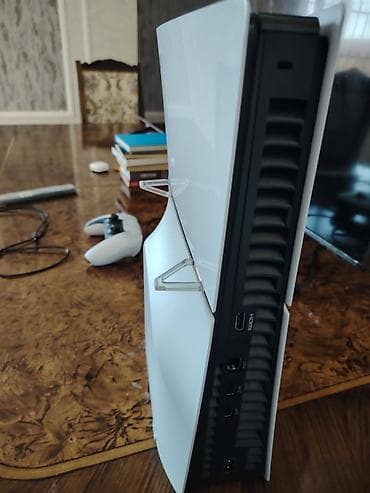PlayStation 5 (diskli versiya) oyun konsolun, ideal vəziyyətdə cızıq — 4