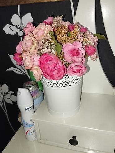 Güzgülər: Цветы с вазой Голландия — 2