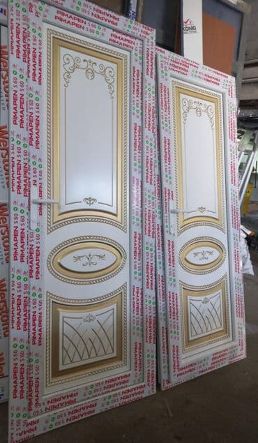 qapi ustu asmalar: Plasti̇k şkaf. Ağ və rəngli̇ — 27