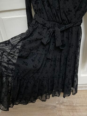 8 mart gulleri: Platye. Razmer M — 3