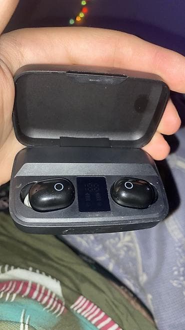 TWS simsiz qulaqlıq dəsti Hem nausnik hem powerbankdır - Qulaqcıq