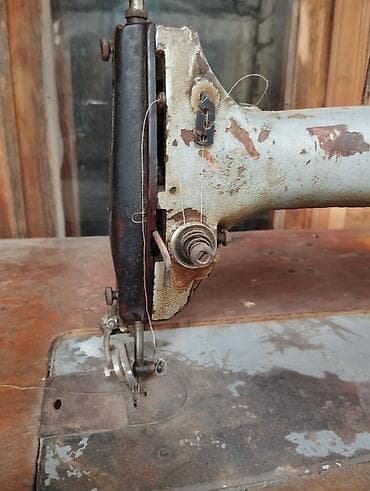 Охота и рыбалка: Köhnə tip ayaq pedallı tikiş maşını – stolüstü komplekt — 3