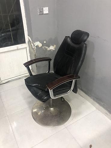 Bərbərxana avadanlıqları paketi - Bərbər masası: geniş iş səthi, iri — 3