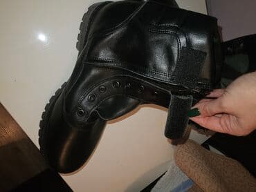 botinka 43: Temiz deri — 2