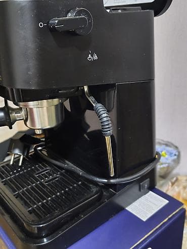 kofe aparati: Qəhvə maşını Delonghi, Borulu, Kapuçinator ilə — 4