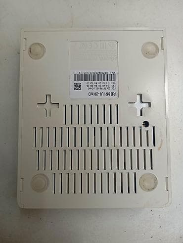 wi fi modem: MikroTik RouterBOARD 951Ui-2HnD router Xüsusiyyətlər: - Model — 4