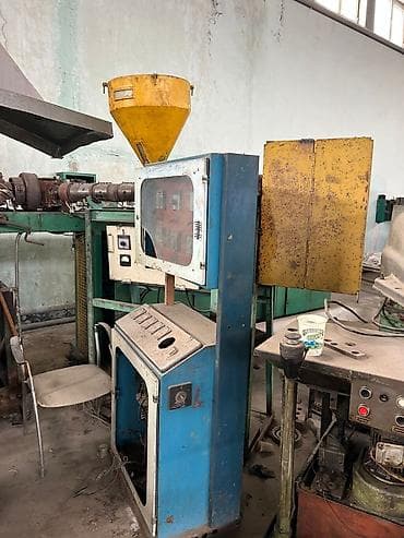 qazon suvarma sistemi: Plastik emal xətti – ekstruder və enjeksion avadanlıqlar Təsvir: – — 4