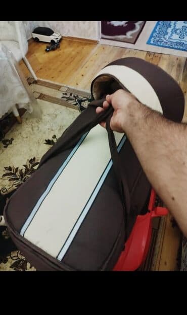 usaq kaleskasi type 0: Kalyasqa ela veziyyetde. Sumkasi ustunde. + elave usaq.sebeti hediyye — 4