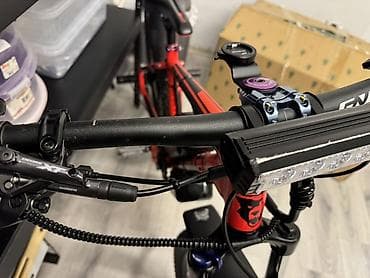 Velosiped ehtiyyat hissələri: Scott aspect(elektrik) Duz Yoxsa suret 60 Spusk olanda 75 gedir rahat — 2