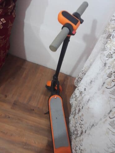 uşaq üçün cırıq cinslər: Uşaq skuterı - Rəng: narıncı-qara, boz rezin sükan tutacaqları - — 3