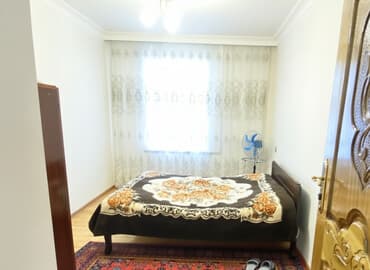 снять дом в баку: 3 otaqlı rahat mənzil/interyer - Geniş qonaq otağı: divan, 6 nəfərlik — 1