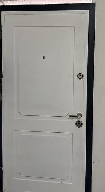 800-ə alınıb yarı qiymətnə satılır.Ciddi şəxslər narahat etsin.Dizayna