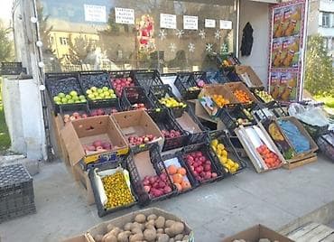 mini soyudu: İCAREYE VERİLİR! 350 AZN (Binaların əhatəsində yerləşir,İçərisində bir — 2