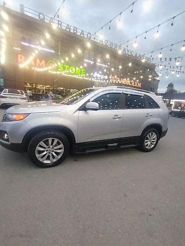 e 3 2: Kia Sorento: 2 l | 2009 il Ofrouder/SUV — 2