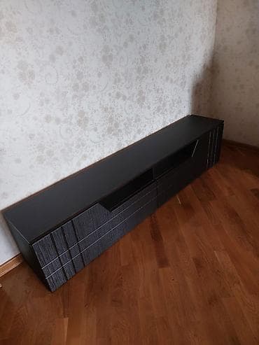 TV altlığı: Yeni, Düz TV altlığı, Polkalı, Laminat — 1