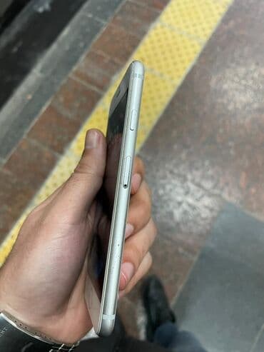 iphone 8 kaça satılır: IPhone 8, Ağ, Barmaq izi — 4
