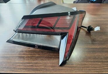 on fara: Hyundai — 1