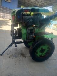 dt 75 traktör satışı: Tatra T-1350 modeli, yaşıl və qara rənglərdə olan güclü — 2