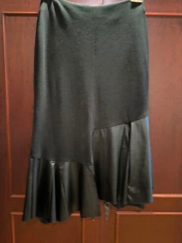 Çəngəllər: Cox qozel yubka Yenidi.Etiketkali 46-48qedir.deriden vstavkasi var — 1